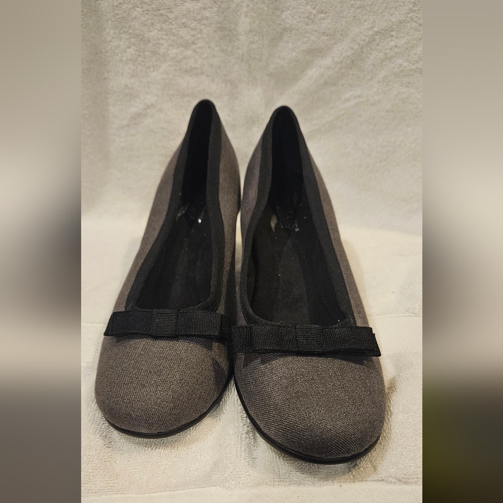 AEROSOLES HEEL REST SHOES - Picture 2 of 6